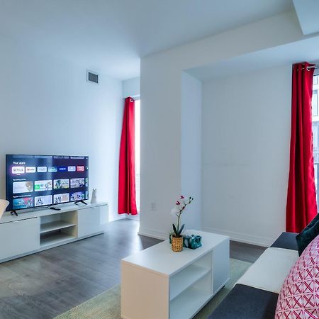 Panorama Suites Downtown Toronto Bagian luar foto