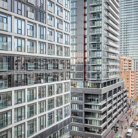 Panorama Suites Downtown Toronto Bagian luar foto