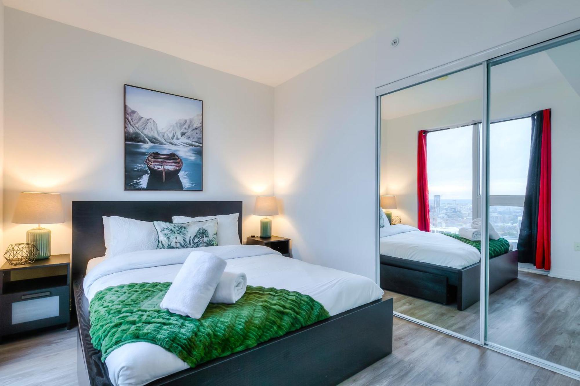Panorama Suites Downtown Toronto Bagian luar foto